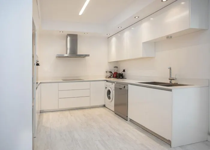 Mayra Seafront Luxury Apartamento Limassol