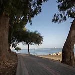 Mayra Seafront Luxury Apartamento Limassol