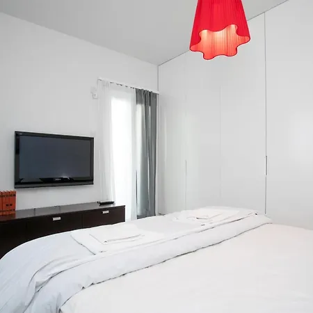 Mayra Seafront Luxury Λεμεσός