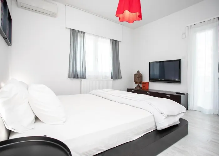 Mayra Seafront Luxury Limassol