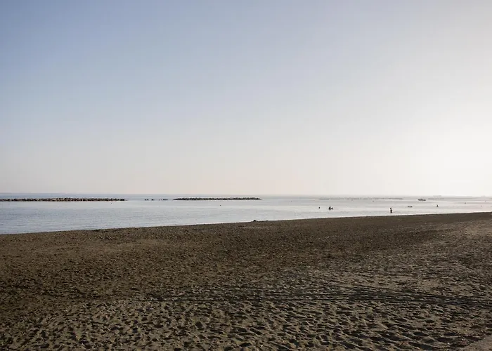 Mayra Seafront Luxury 公寓