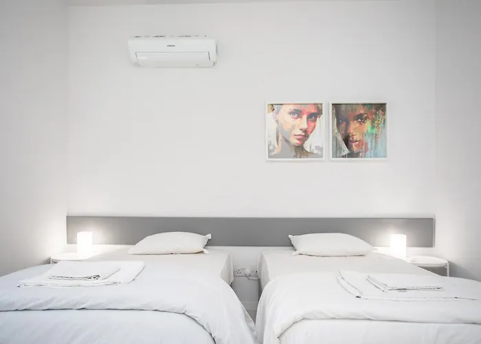 Mayra Seafront Luxury Apartman