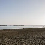 Mayra Seafront Luxury アパート